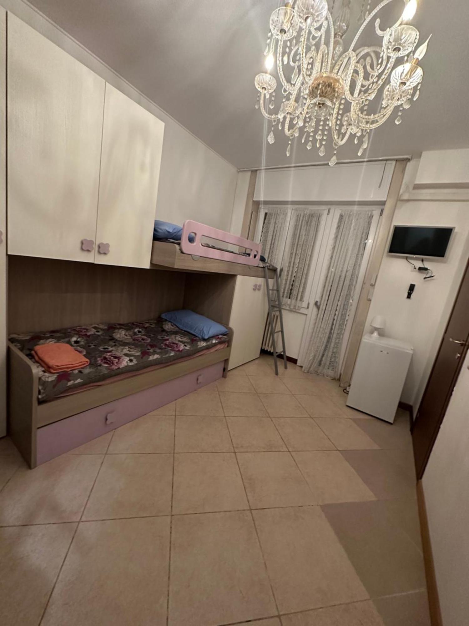 Gigli, Rooms Con Cucina In Comune E Terrazza 밀라노 외부 사진