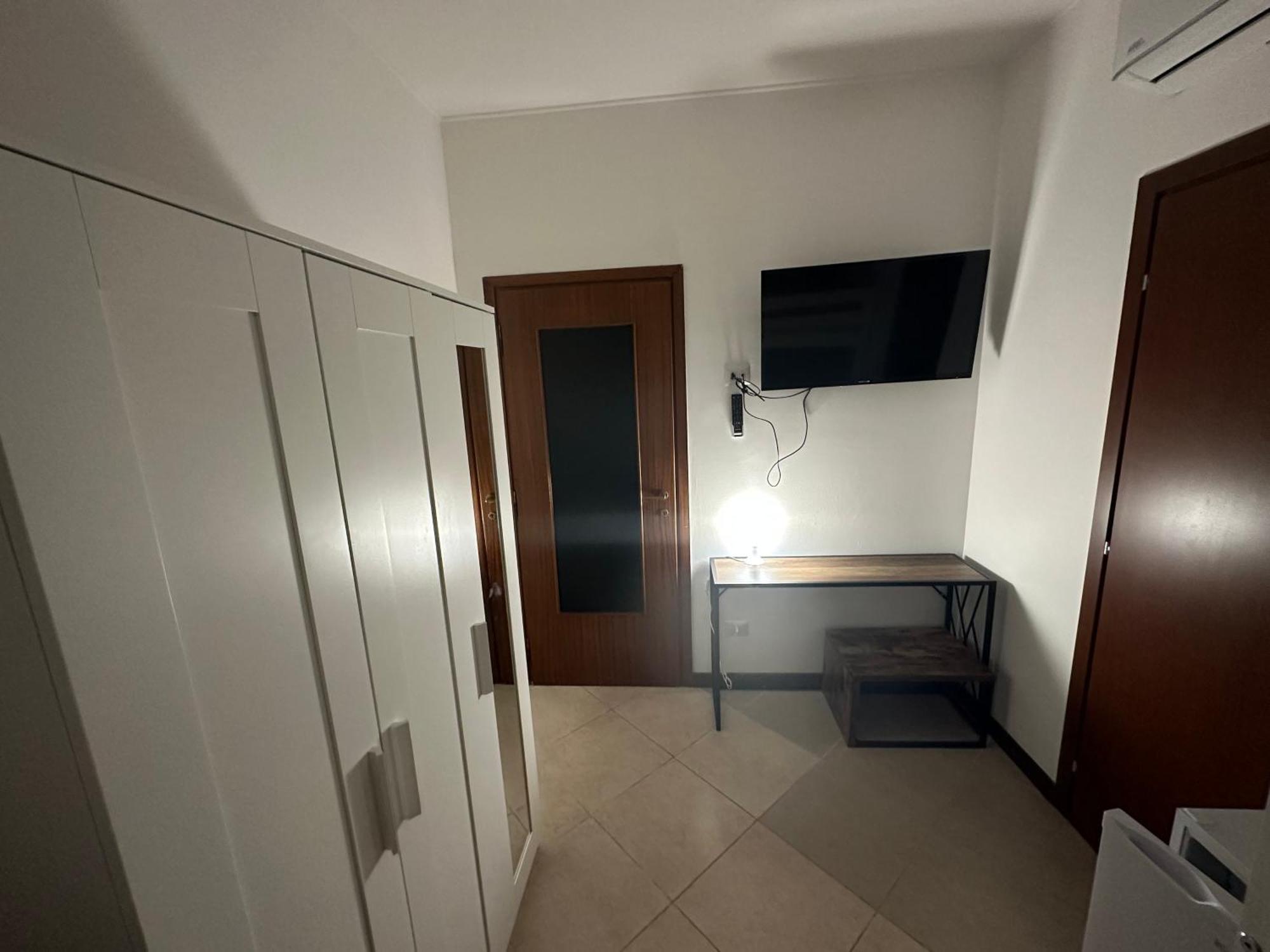 Gigli, Rooms Con Cucina In Comune E Terrazza 밀라노 외부 사진