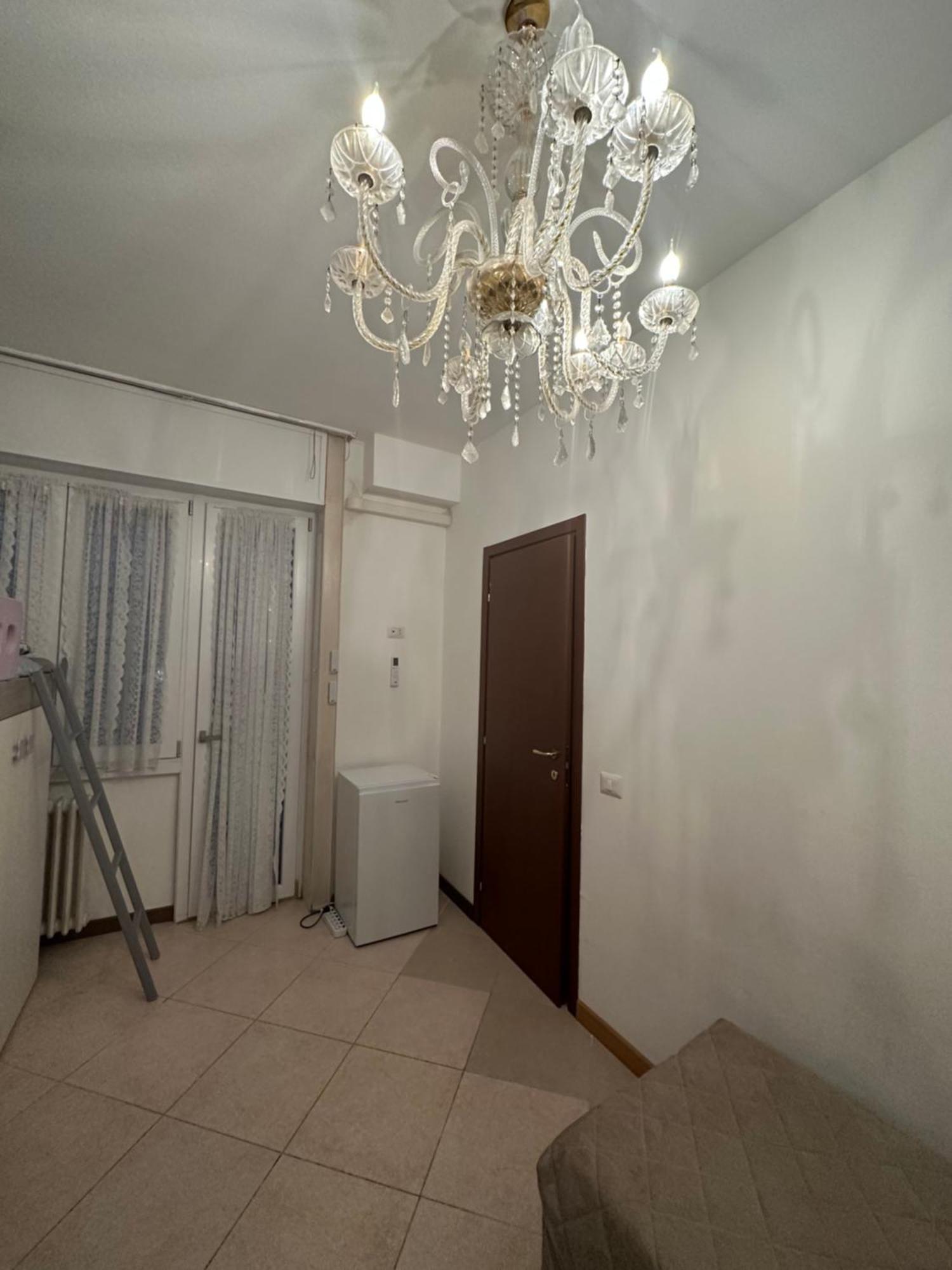 Gigli, Rooms Con Cucina In Comune E Terrazza 밀라노 외부 사진