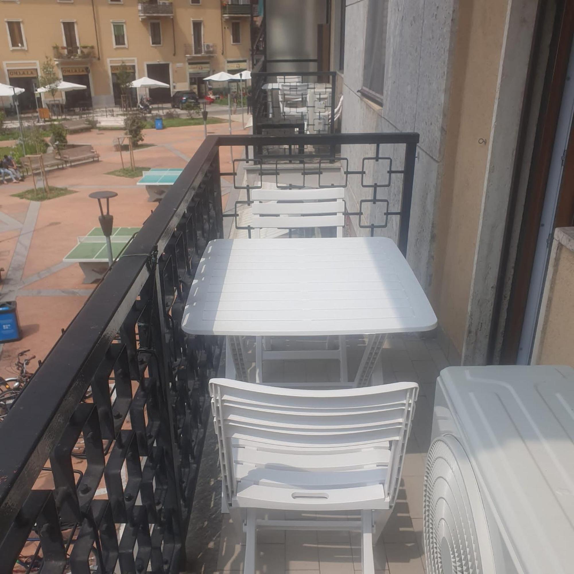 Gigli, Rooms Con Cucina In Comune E Terrazza 밀라노 객실 사진