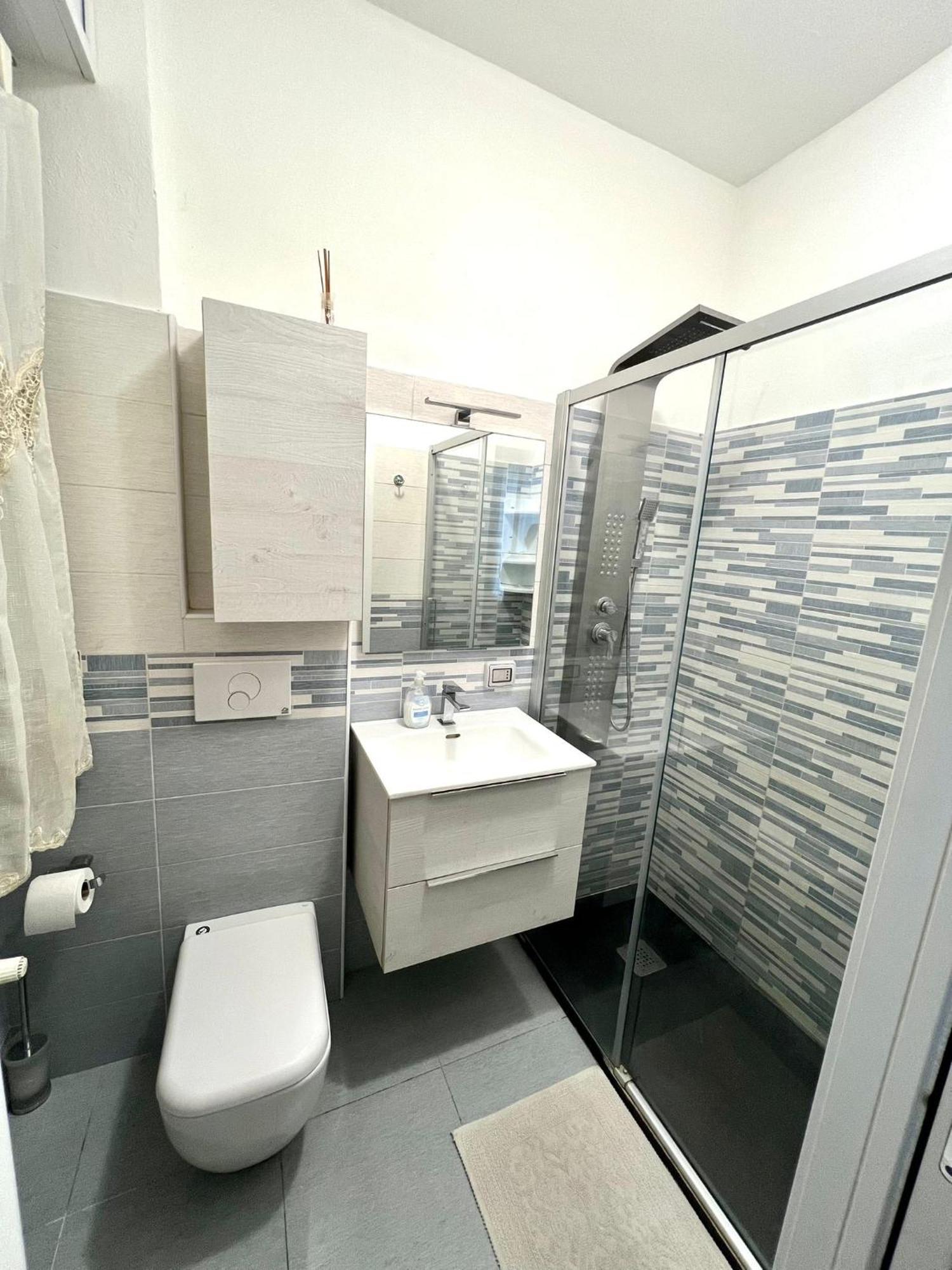 Gigli, Rooms Con Cucina In Comune E Terrazza 밀라노 외부 사진